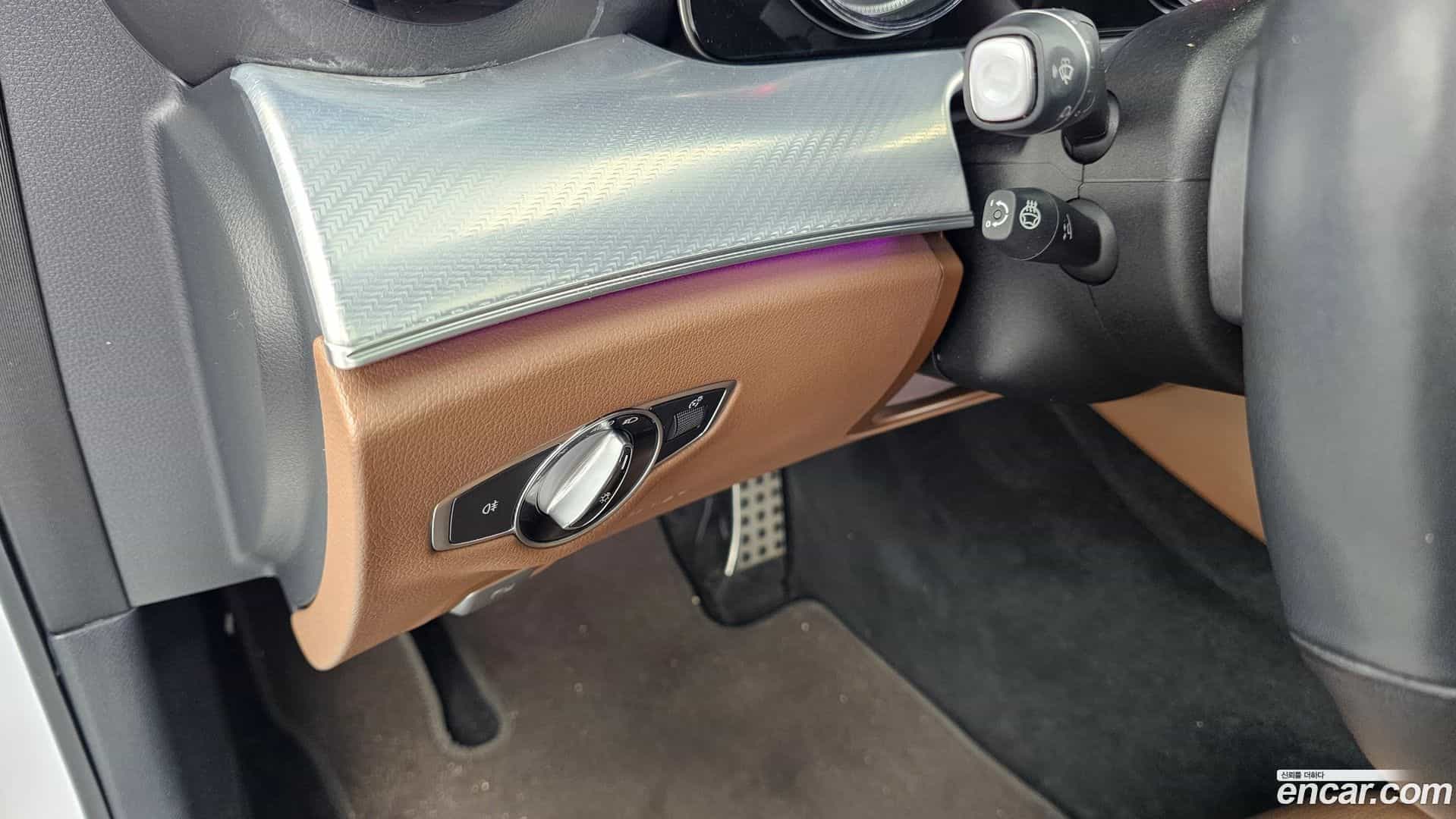 E-Class Mercedes-Benz 2020.7-OPTION-040