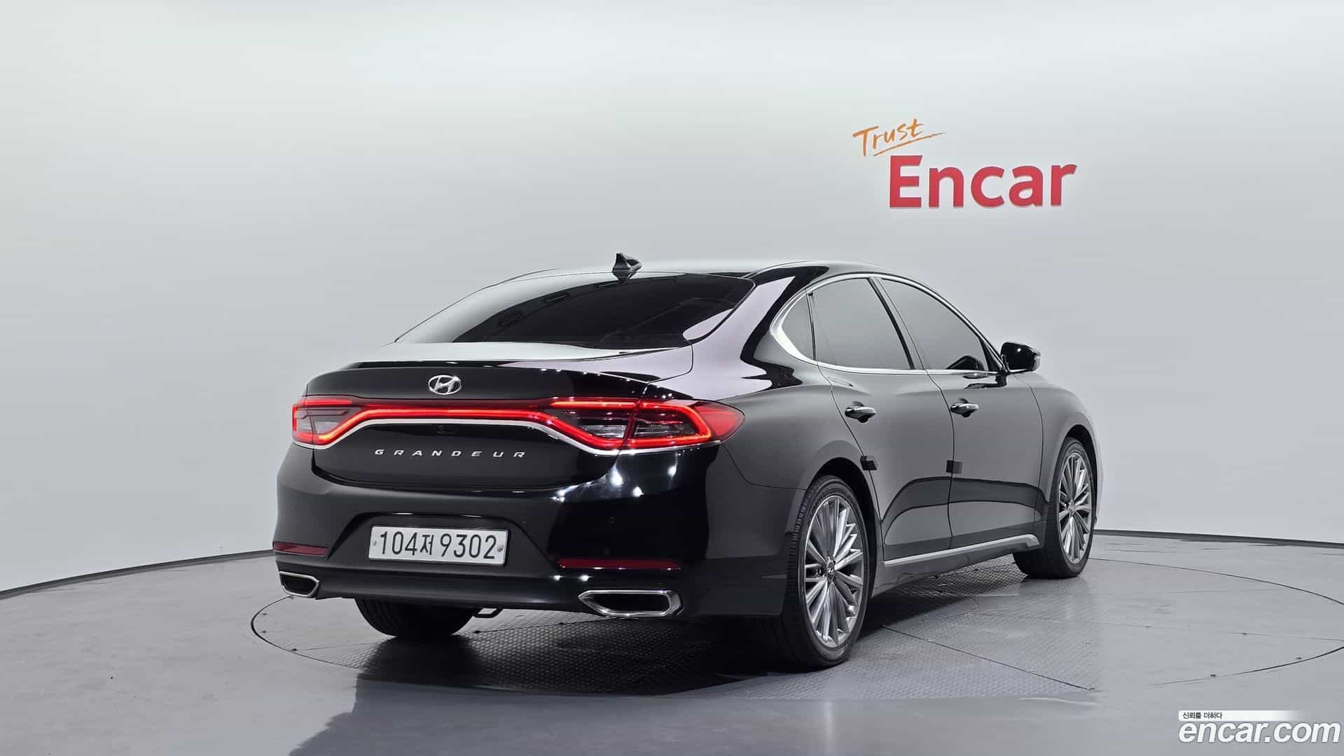 Grandeur Hyundai 2019.10-OUTER-002