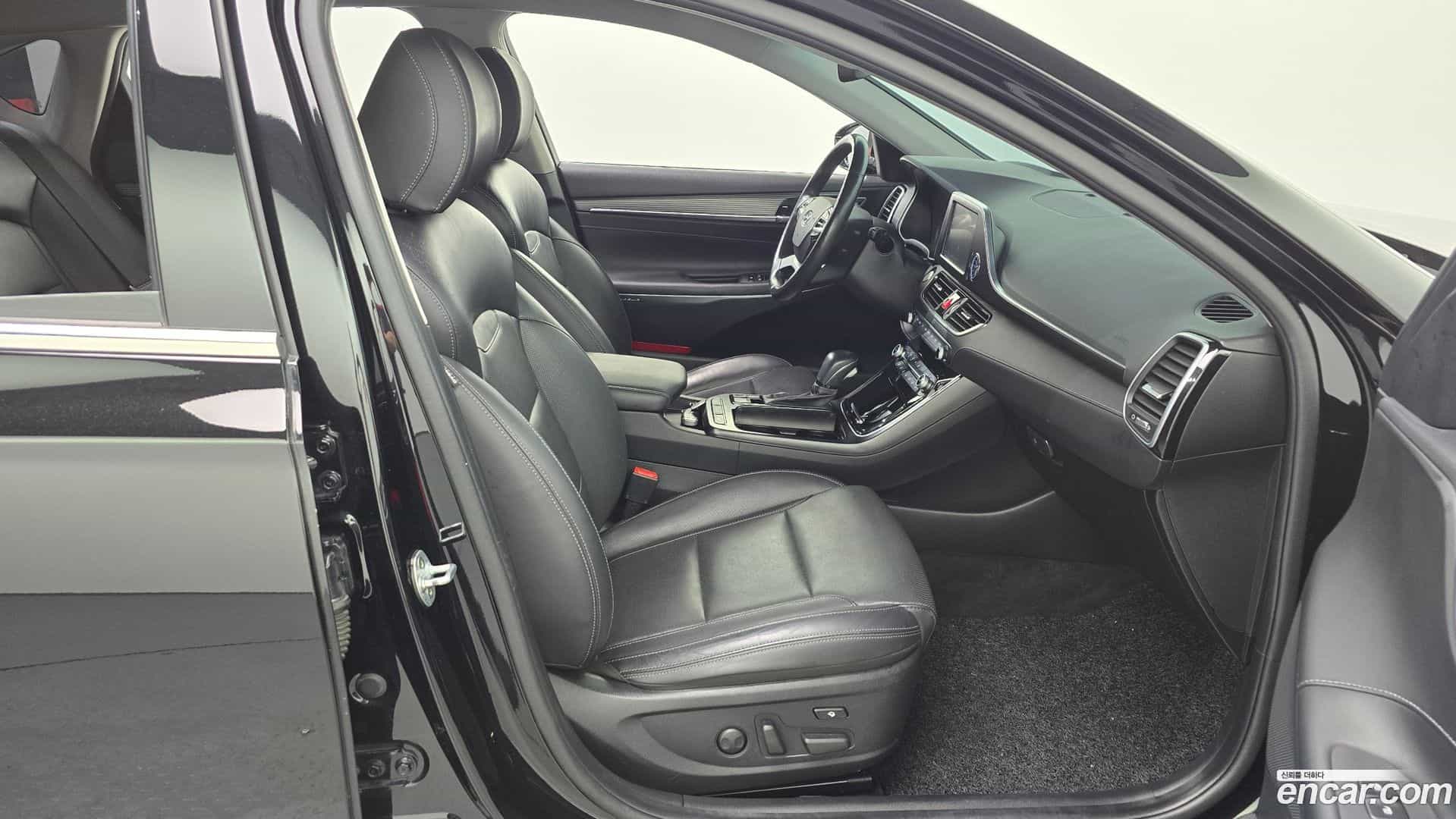 Grandeur Hyundai 2019.10-INNER-036