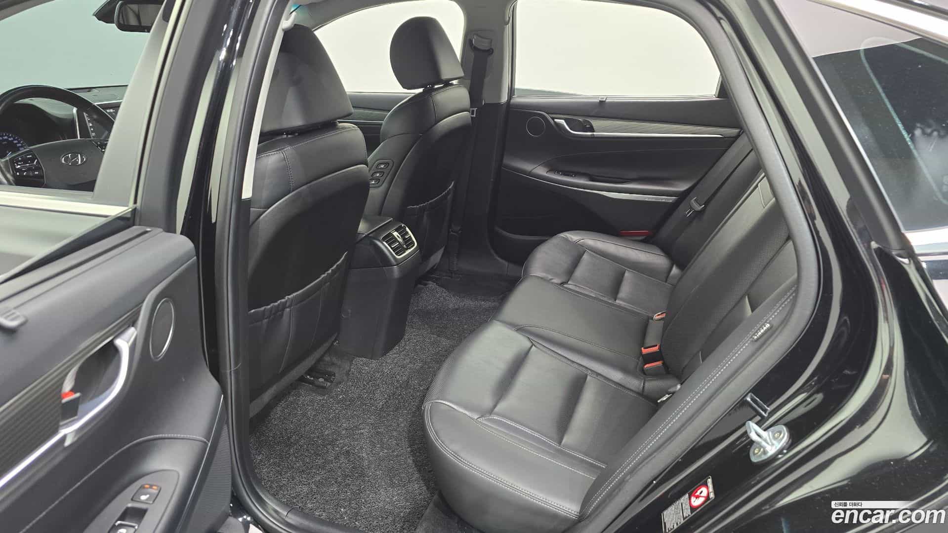 Grandeur Hyundai 2019.10-OPTION-040
