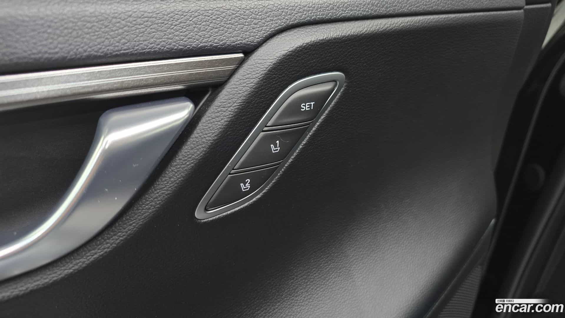 Grandeur Hyundai 2019.10-OPTION-046