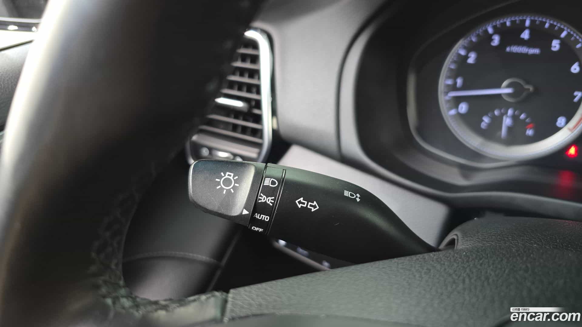 Grandeur Hyundai 2019.10-OPTION-047