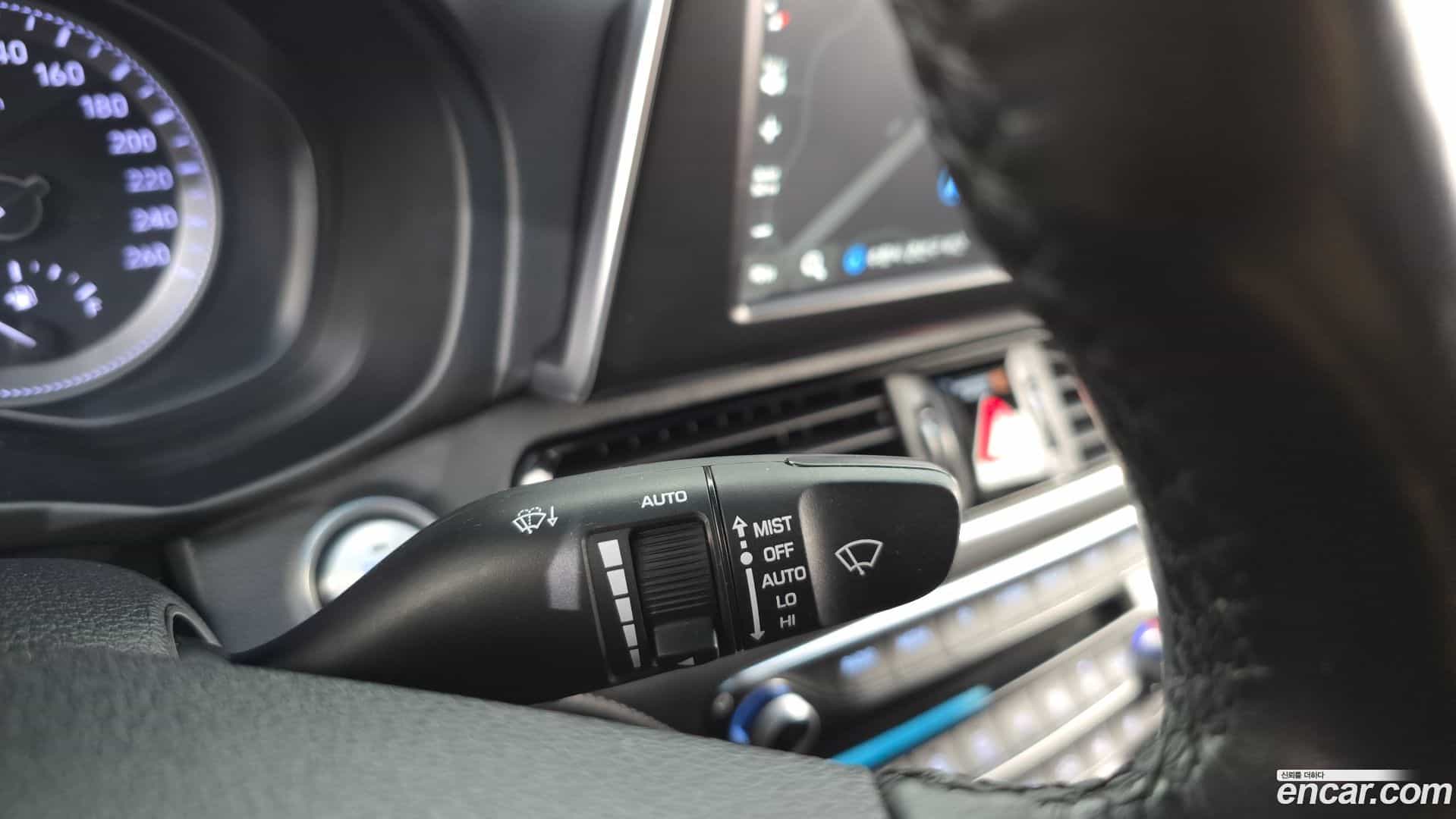 Grandeur Hyundai 2019.10-OPTION-050