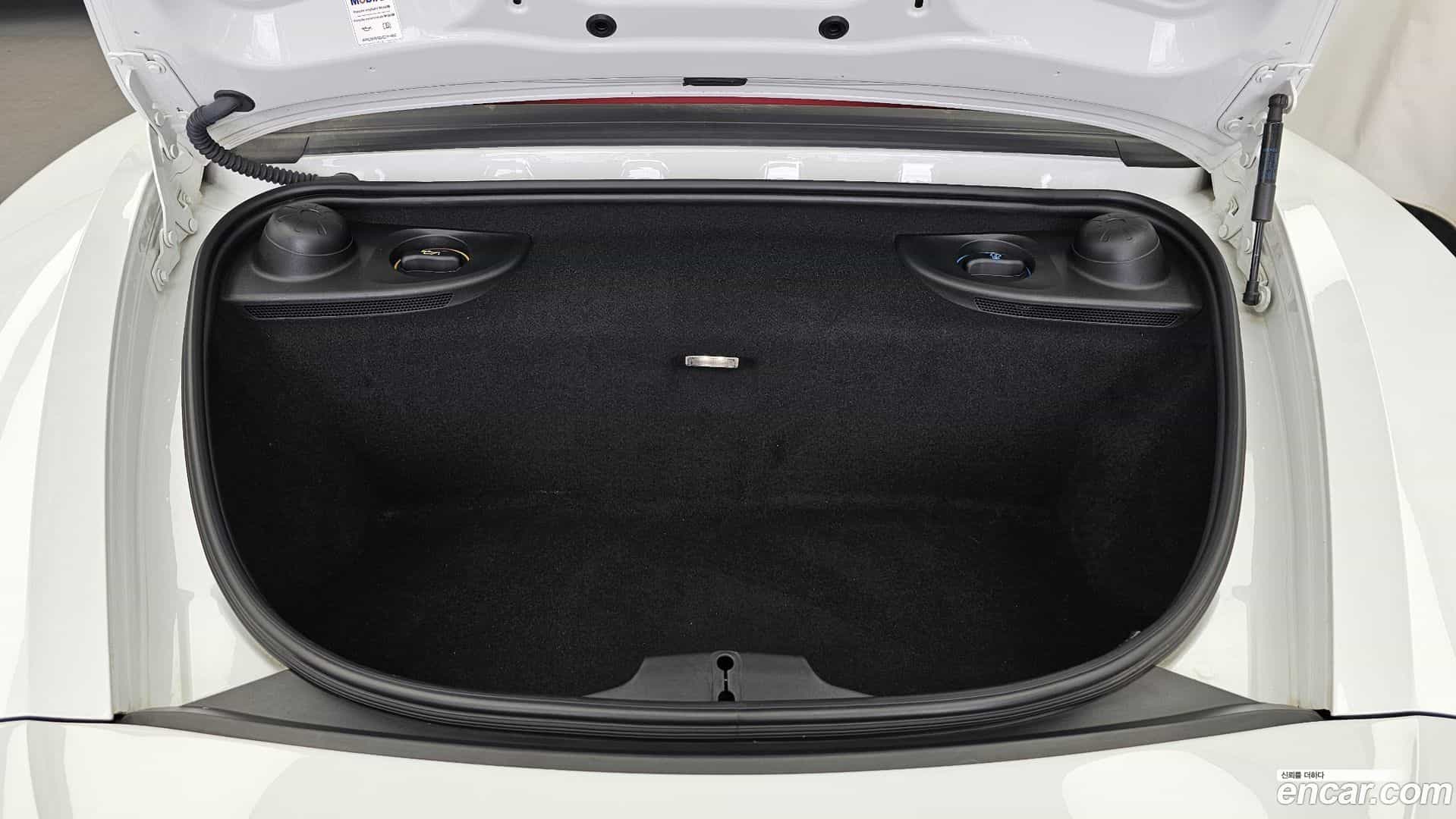 718 Porsche 2019.11-OPTION-024
