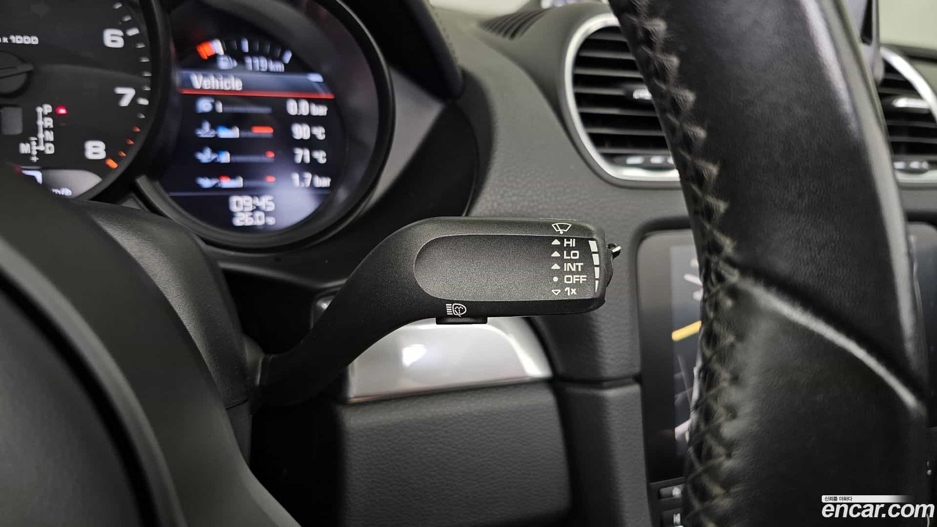 718 Porsche 2019.11-OPTION-043