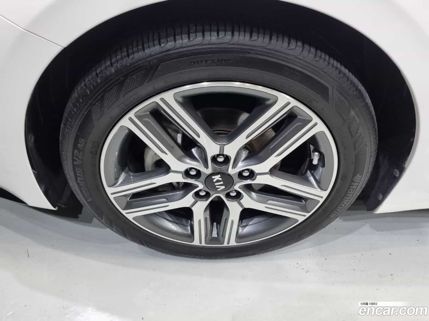 K3 Kia 2019.5-INNER-009
