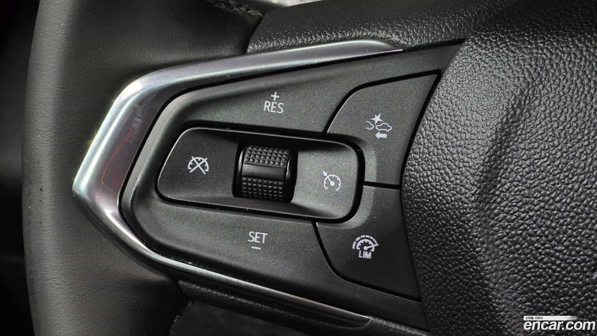 Trax Chevrolet 2024.0-OPTION-022