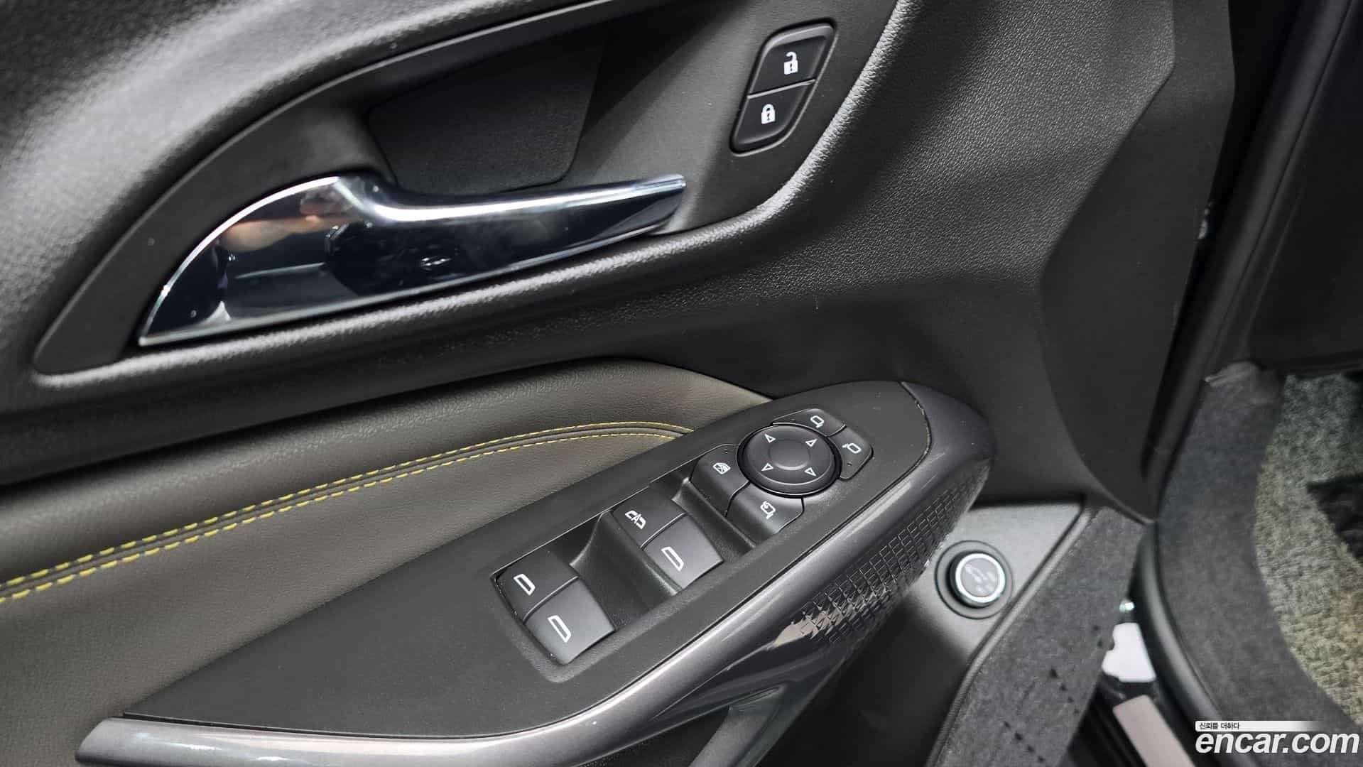 Trax Chevrolet 2024.0-OPTION-041