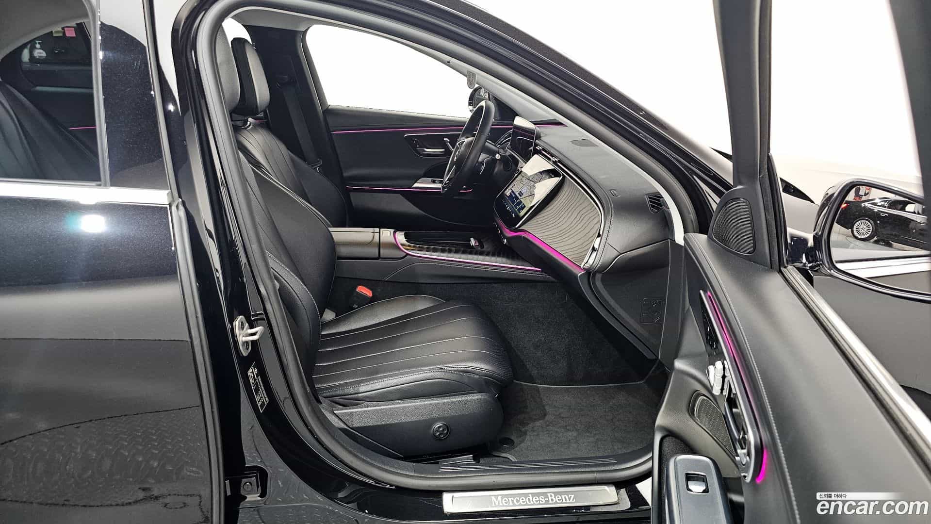 E-Class Mercedes-Benz 2024.5-OPTION-023