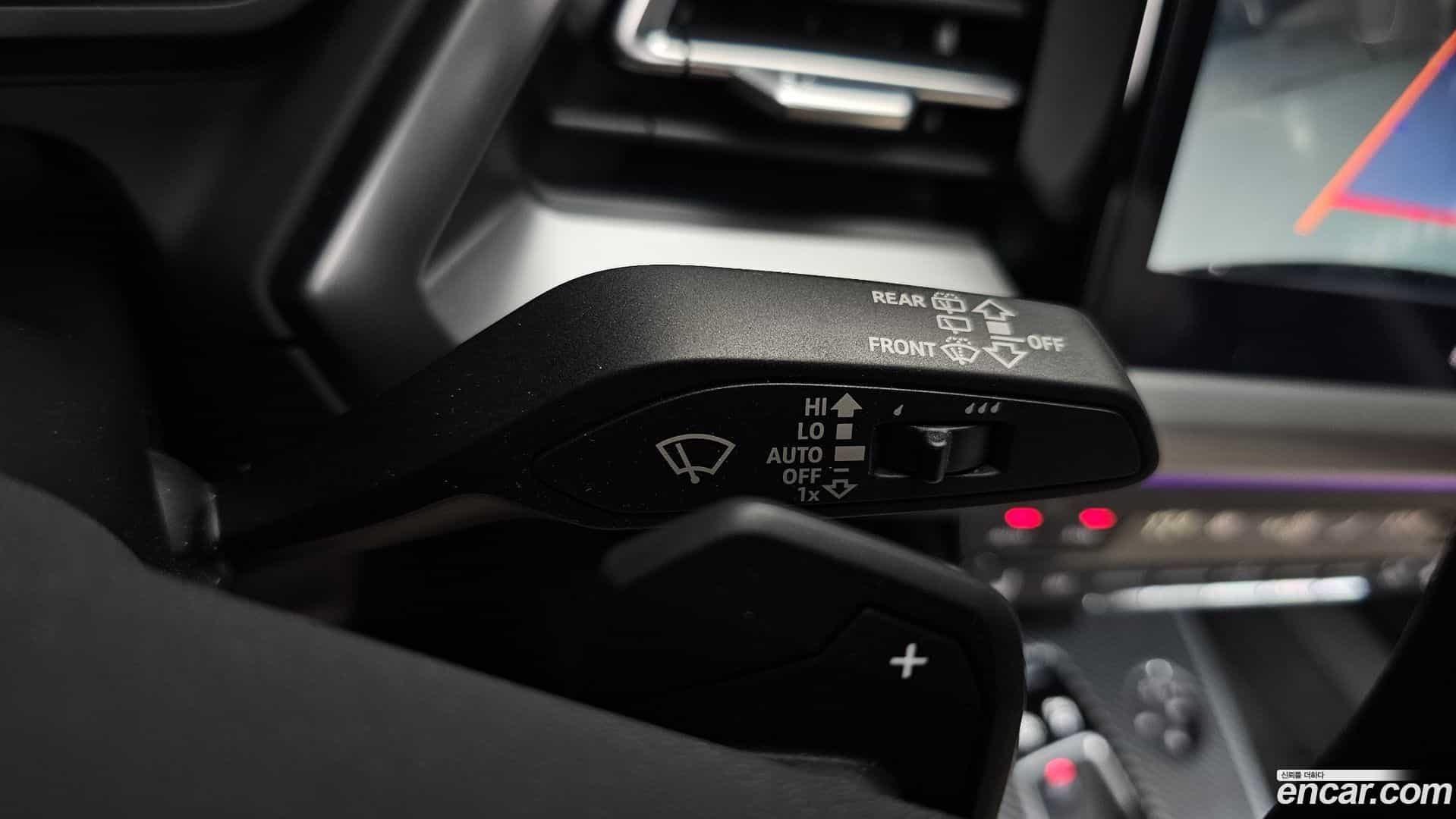 Q4 e-tron Audi 2023.11-OPTION-022