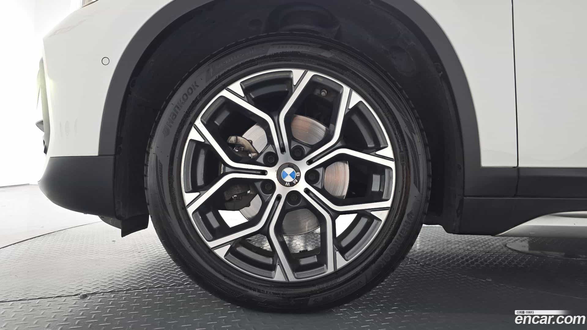 X1 BMW 2020.9-OUTER-005