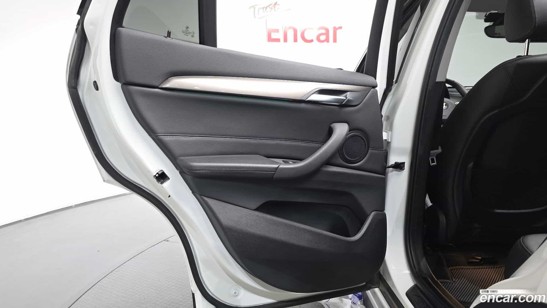 X1 BMW 2020.9-INNER-035