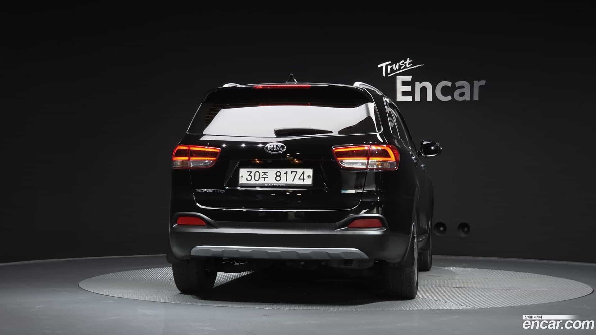 Sorento Kia 2015.6-OUTER-004
