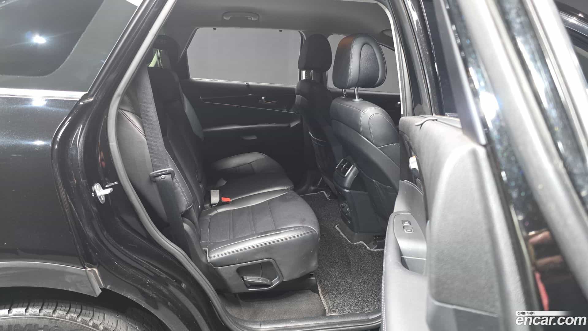 Sorento Kia 2015.6-OPTION-016
