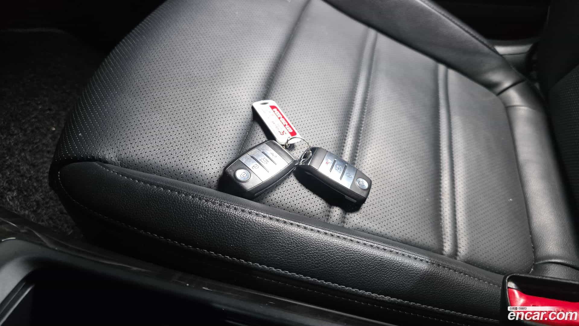Sorento Kia 2015.6-OPTION-020