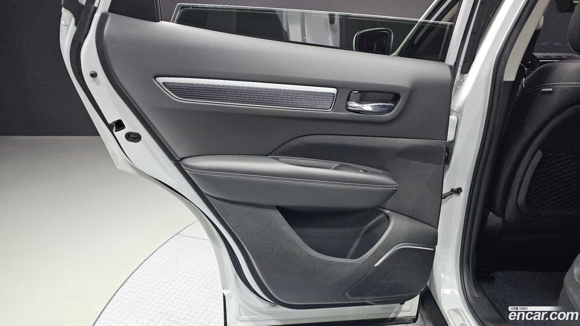 QM6 Renault Korea 2022.4-INNER-035