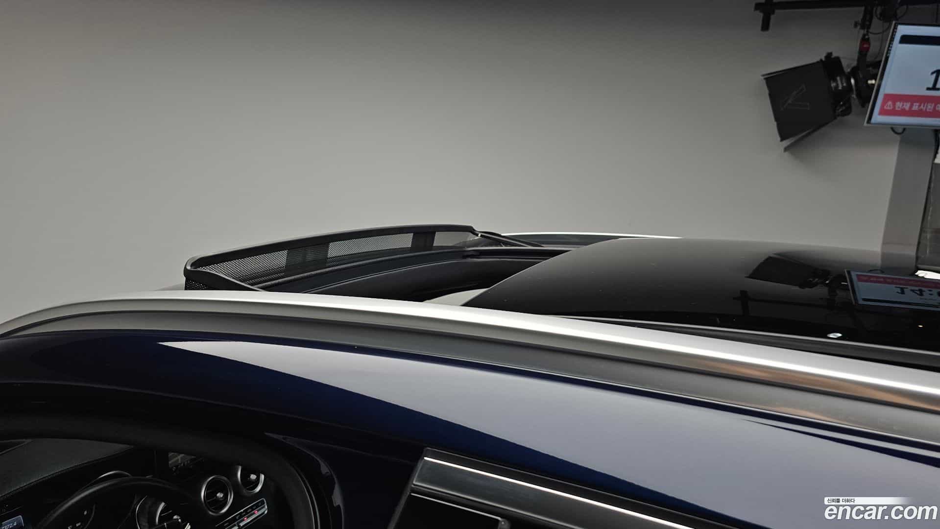 GLC-Class Mercedes-Benz 2017.2-OPTION-020