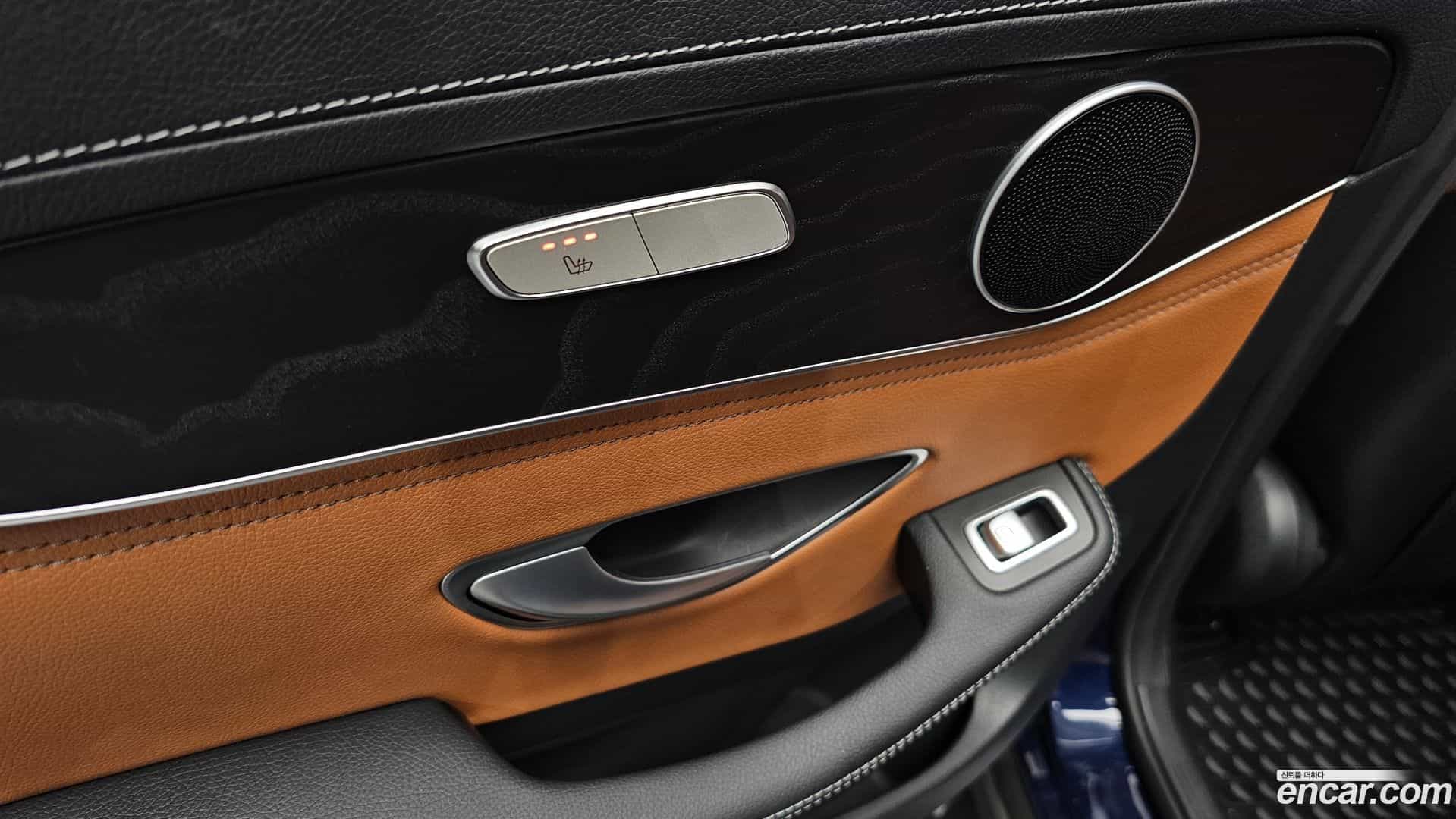 GLC-Class Mercedes-Benz 2017.2-OPTION-023