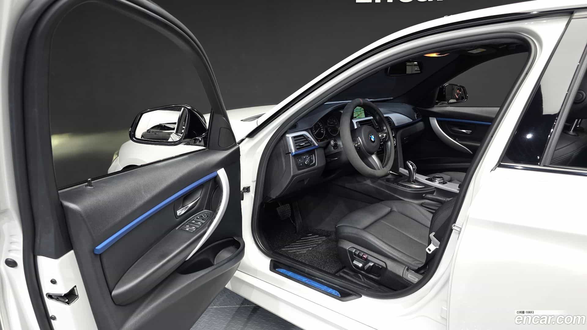 3-Series BMW 2016.10-INNER-010