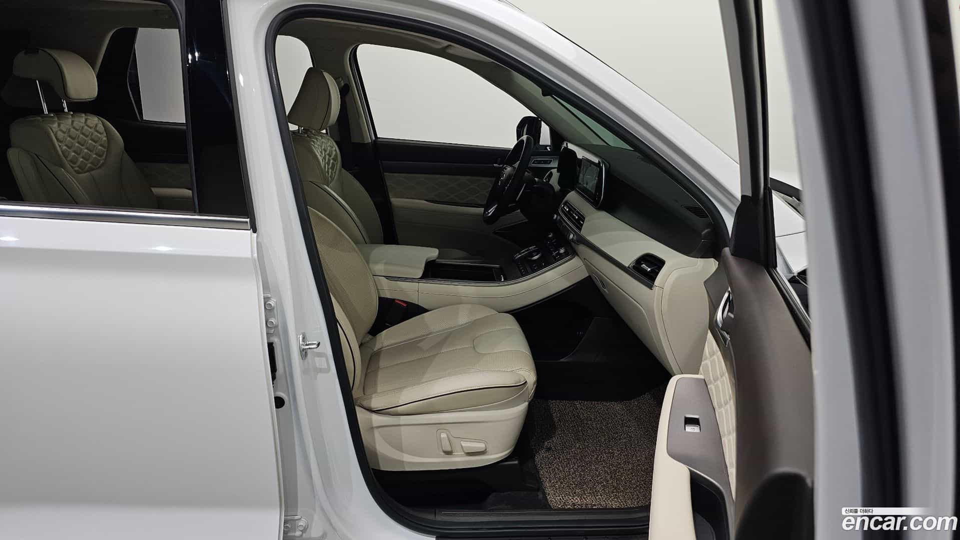 Palisade Hyundai 2022.3-INNER-036