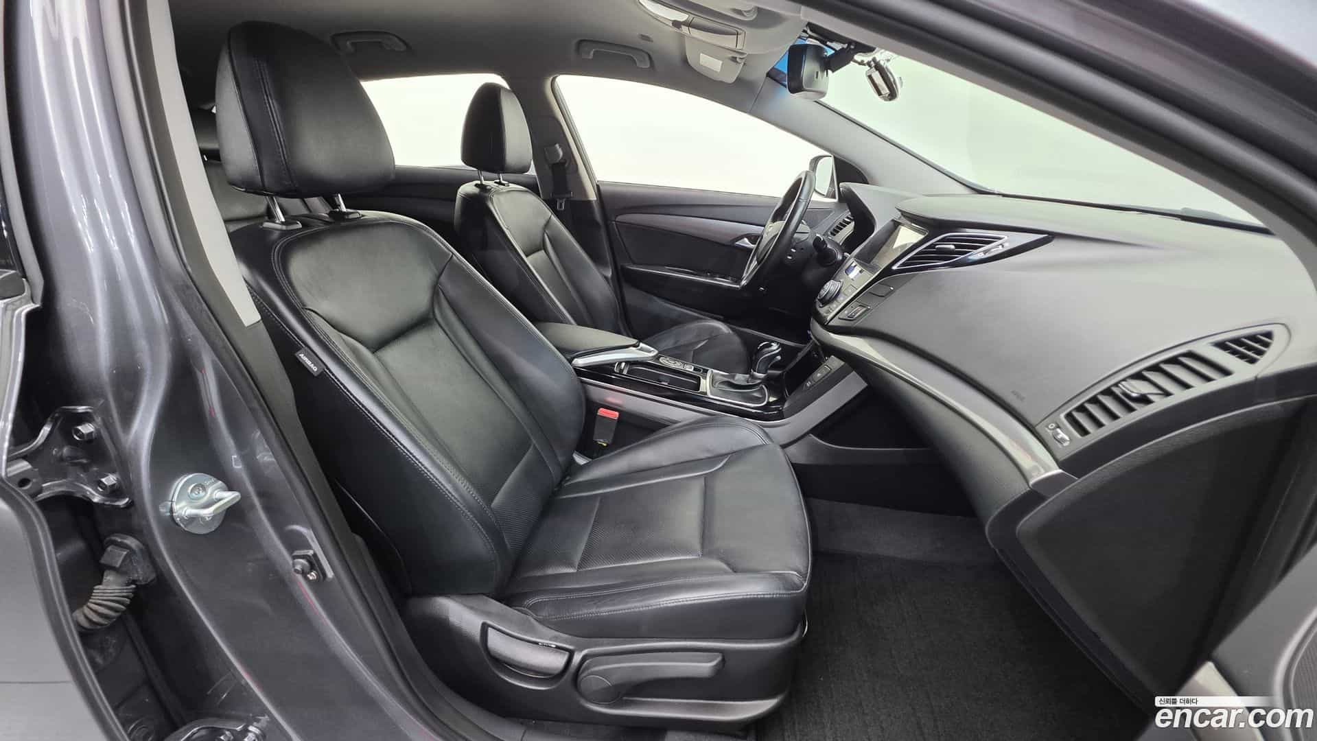 i40 Hyundai 2013.8-INNER-010