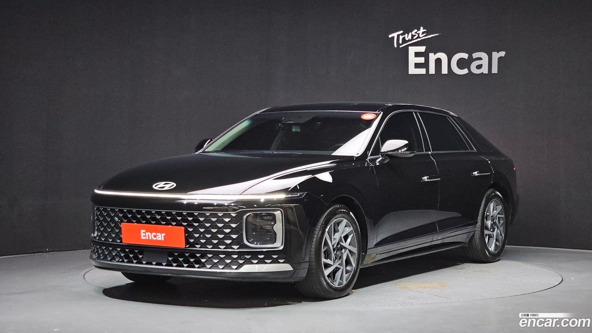 Main__Slider__Photo:Grandeur Hyundai 2024.9-0