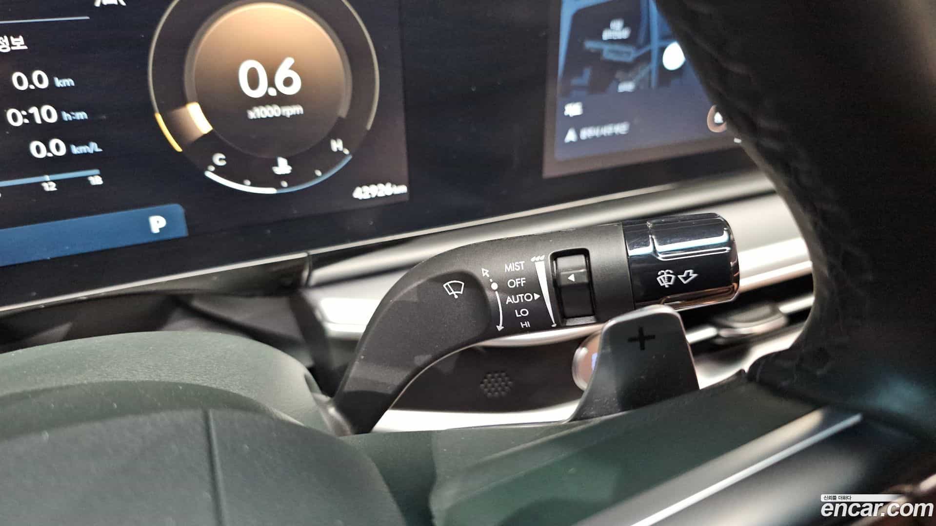Grandeur Hyundai 2024.9-OPTION-021