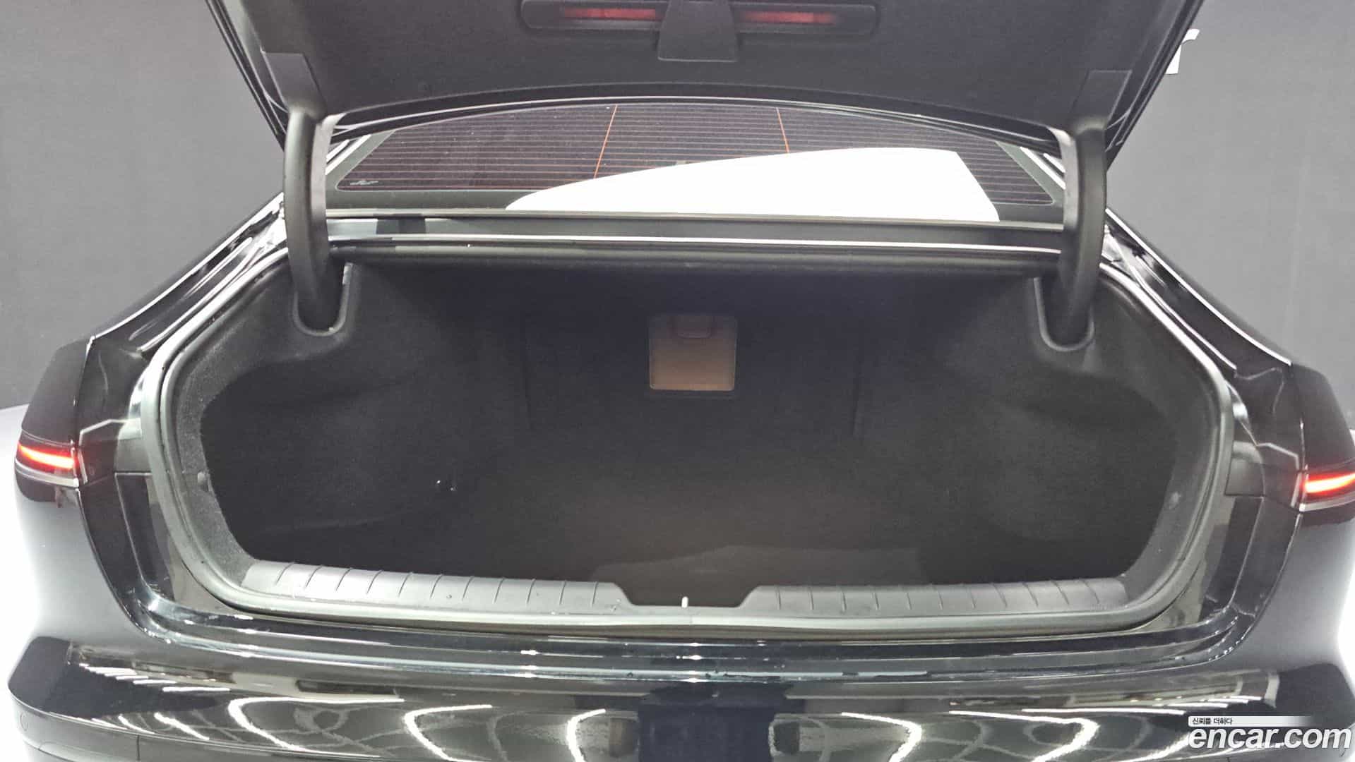 Grandeur Hyundai 2024.9-OPTION-024