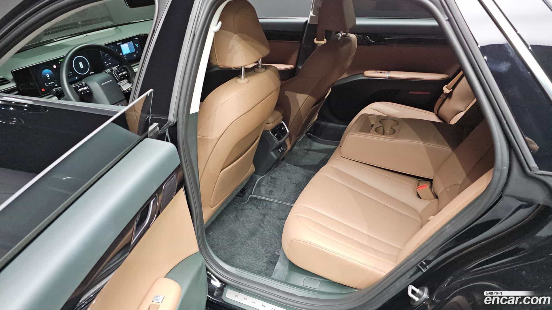 Grandeur Hyundai 2024.9-INNER-036