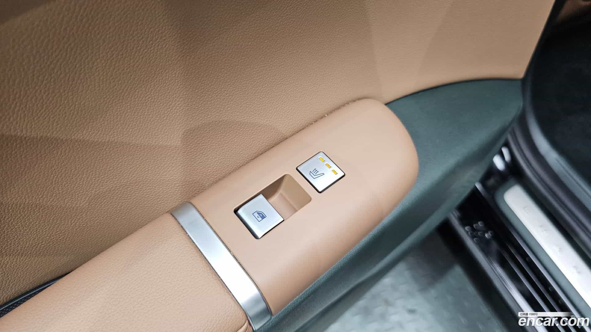 Grandeur Hyundai 2024.9-OPTION-041
