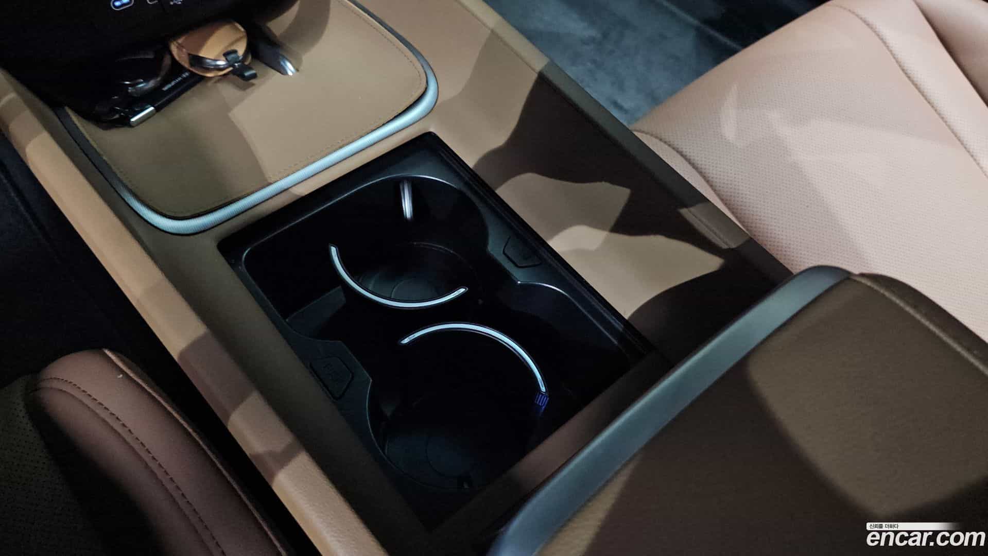 Grandeur Hyundai 2024.9-OPTION-043