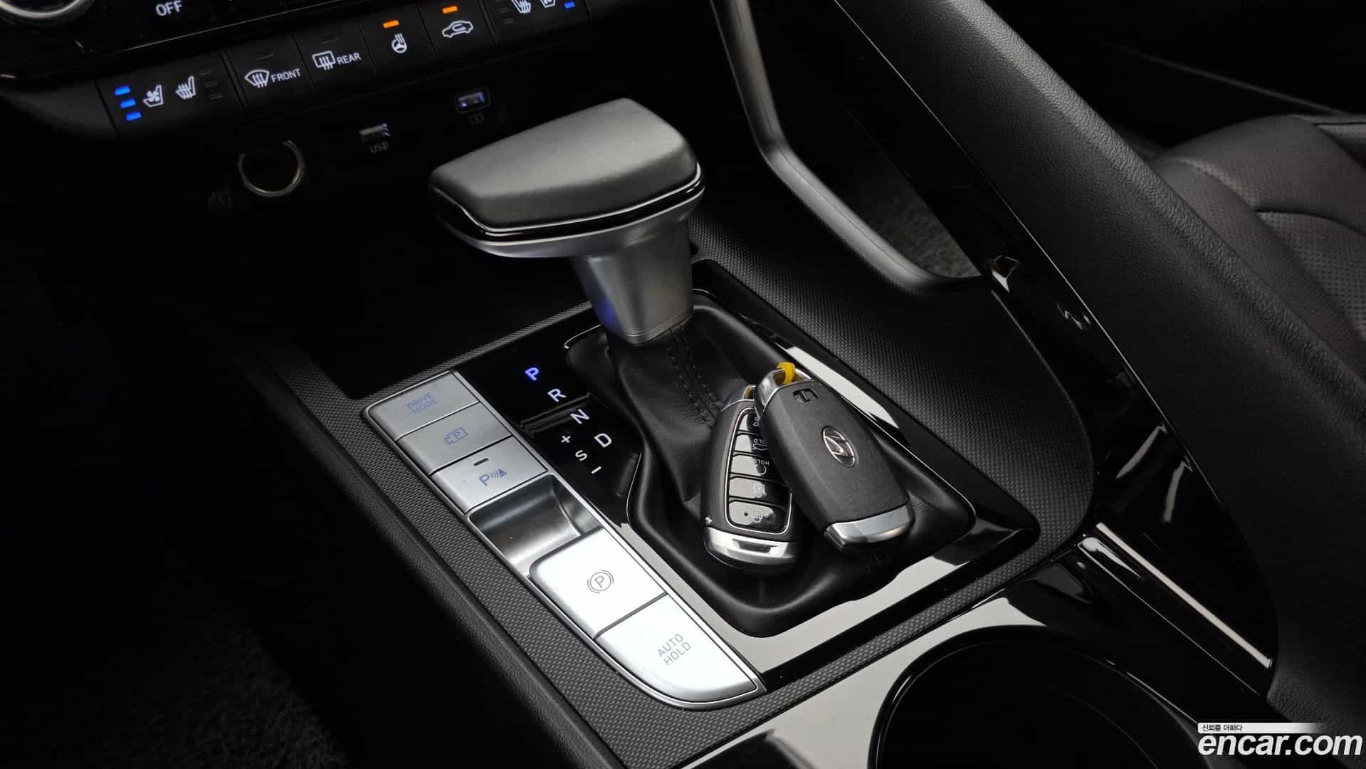 AVANTE Hyundai 2020.3-INNER-009