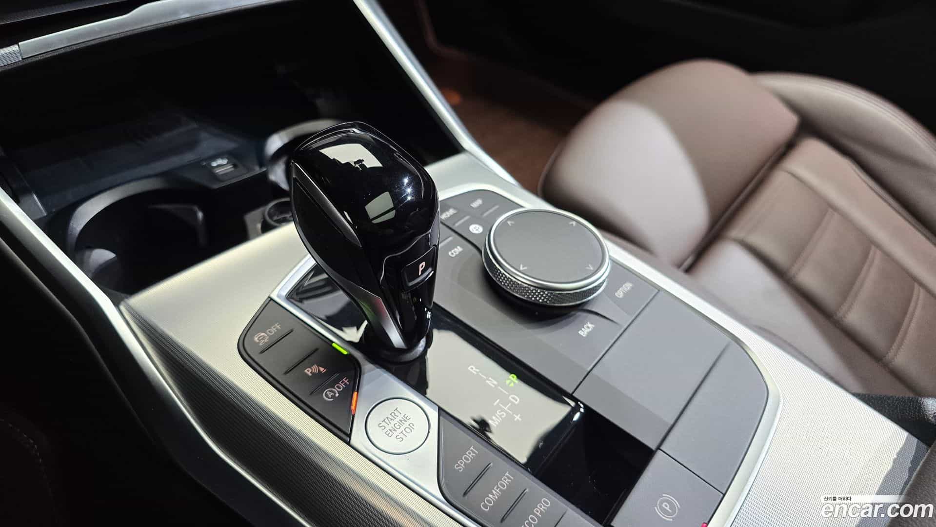 3-Series BMW 2022.4-INNER-009