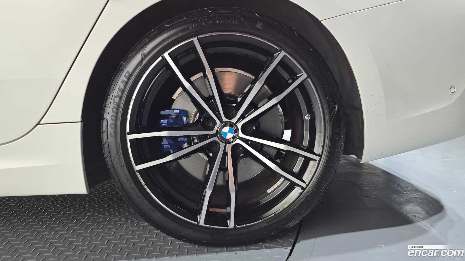 3-Series BMW 2022.4-OUTER-031