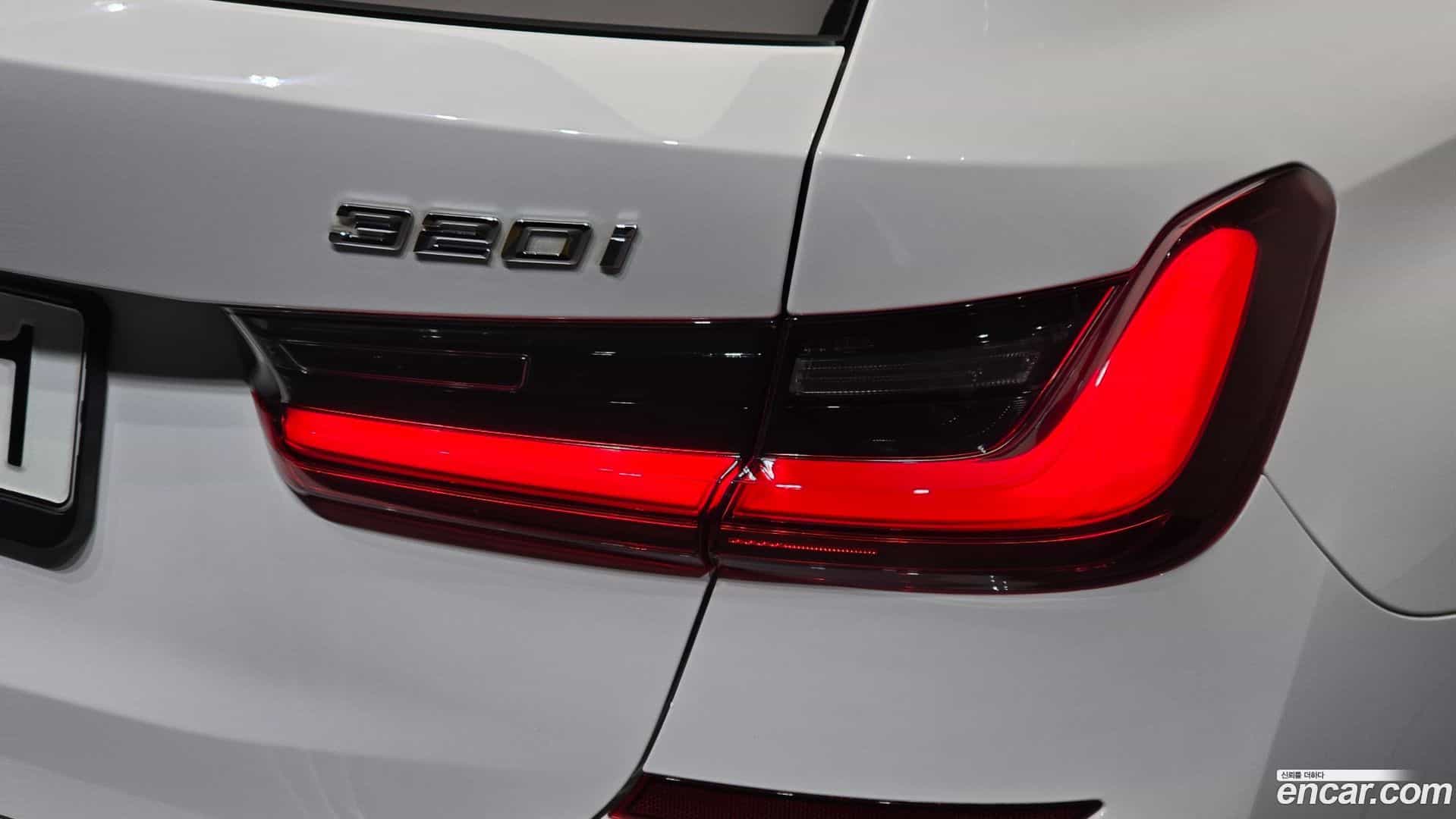 3-Series BMW 2022.4-OUTER-033