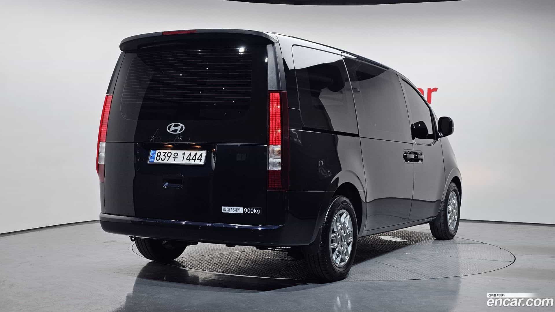 Staria Hyundai 2024.9-OUTER-002
