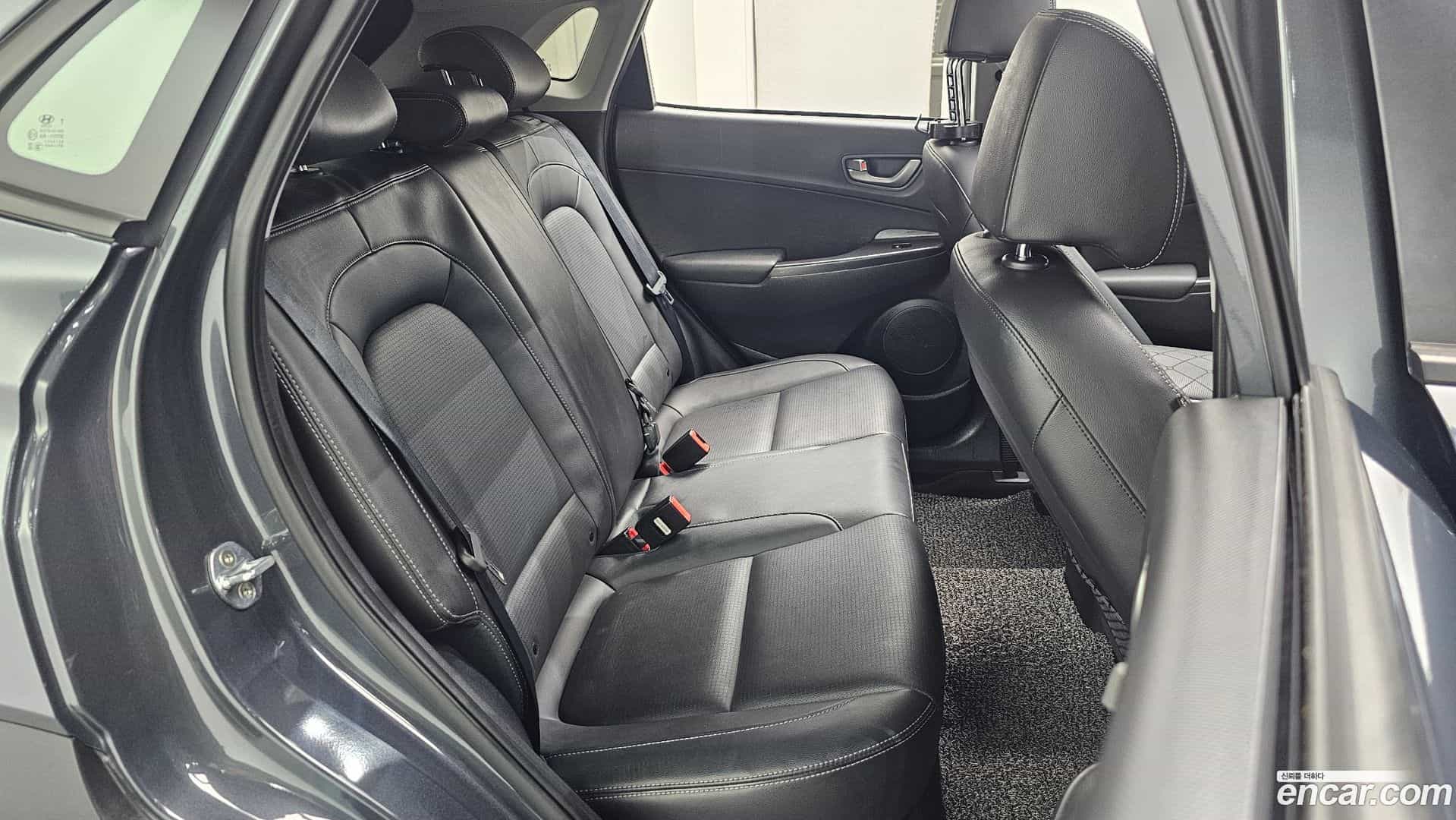 Kona Hyundai 2018.3-OPTION-015