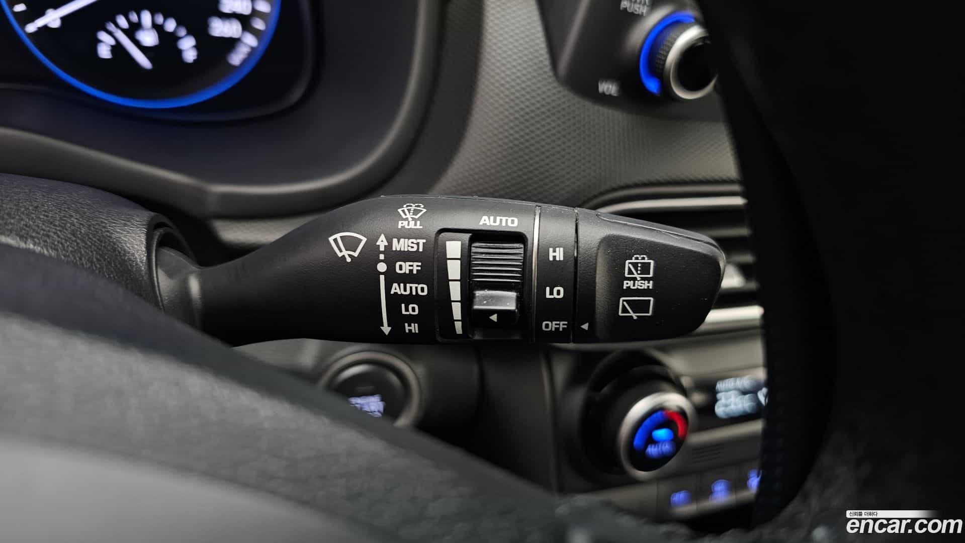 Kona Hyundai 2018.3-OPTION-022
