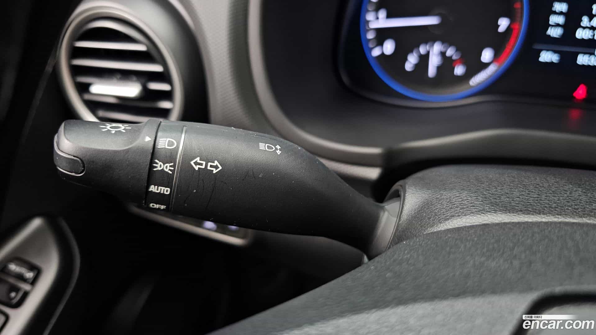 Kona Hyundai 2018.3-OPTION-023