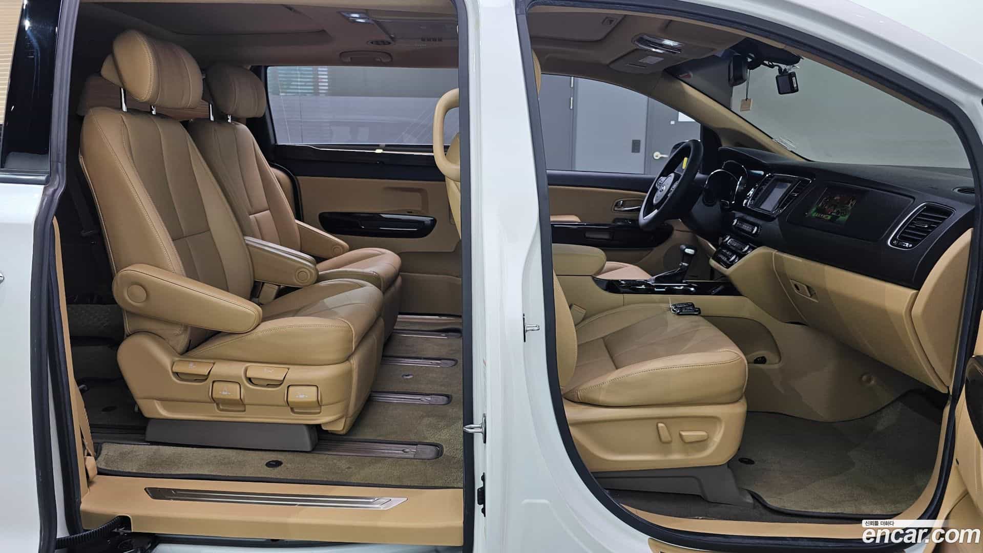 Canival Kia 2018.3-INNER-036