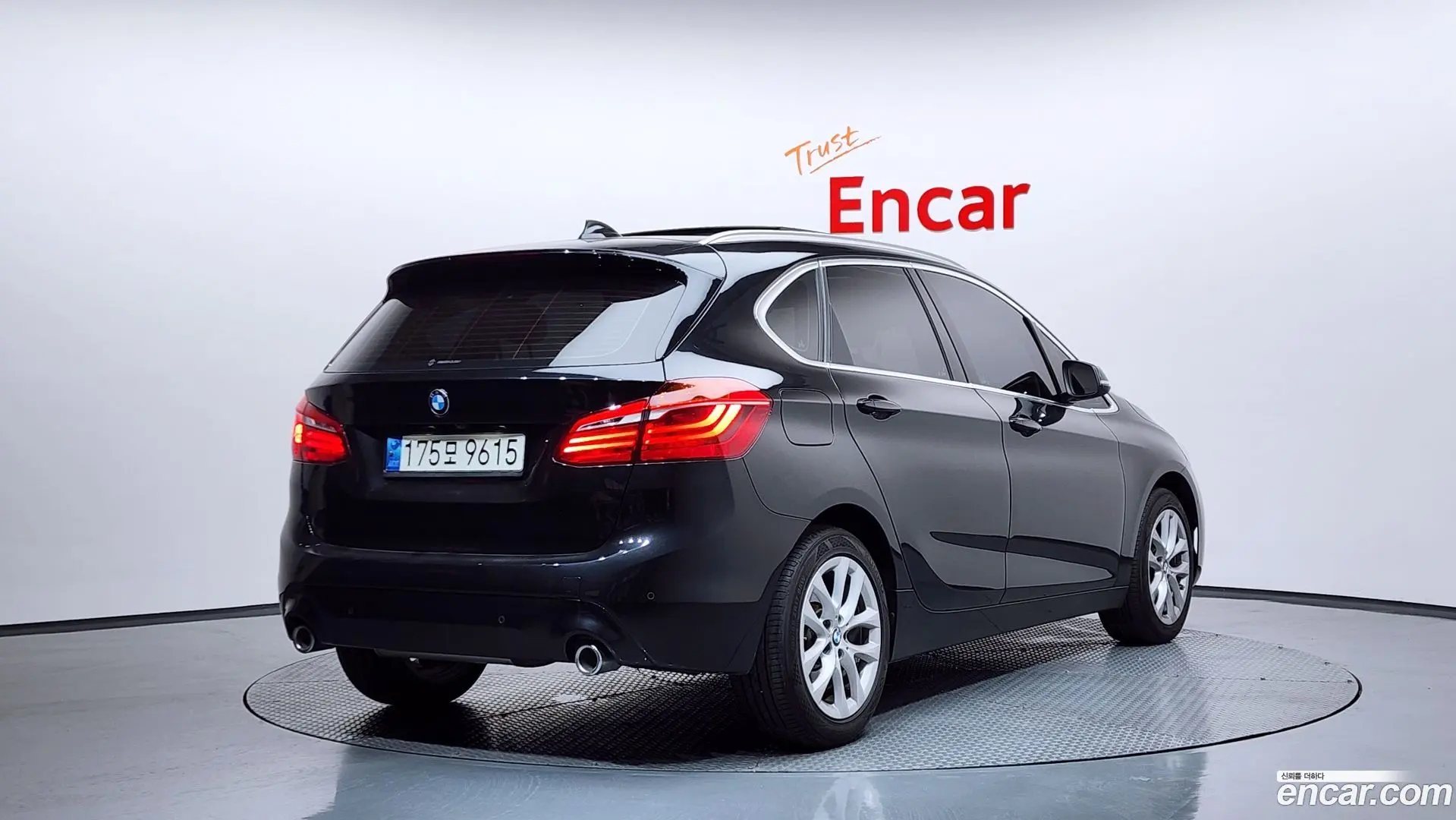 Main__Slider__Photo:2-Series BMW 2019.7-1