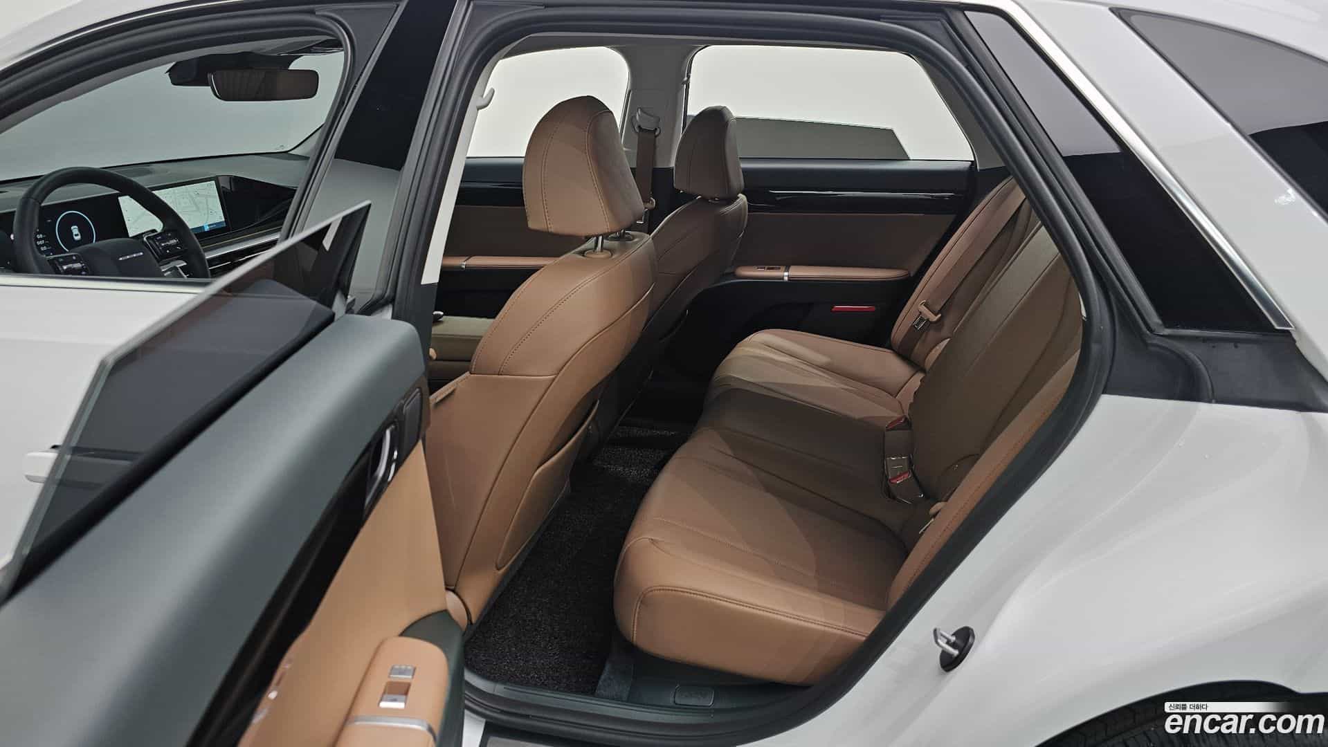 Grandeur Hyundai 2025.4-OPTION-016