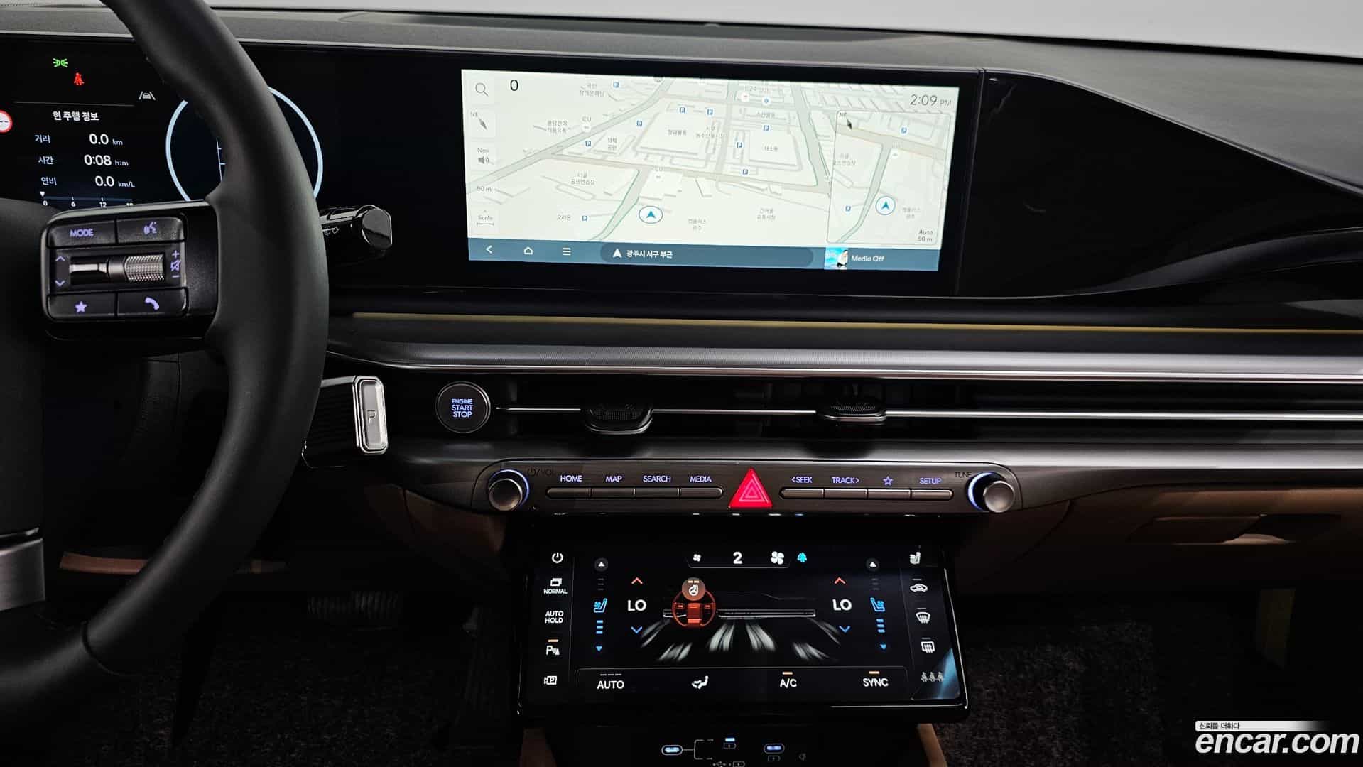 Grandeur Hyundai 2025.4-OPTION-018