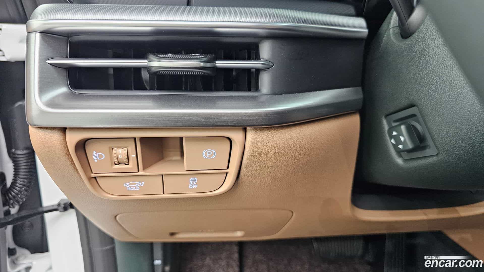 Grandeur Hyundai 2025.4-OPTION-040