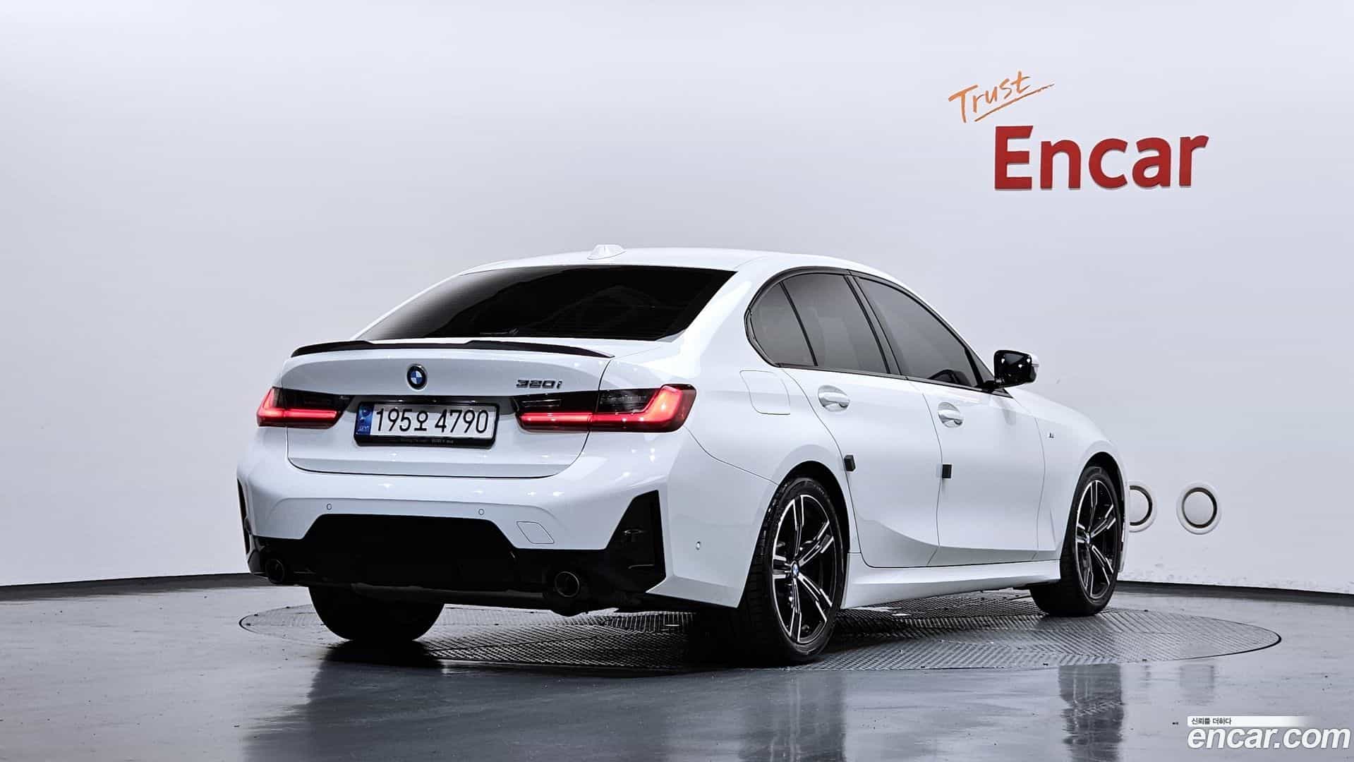 3-Series BMW 2023.3-OUTER-002