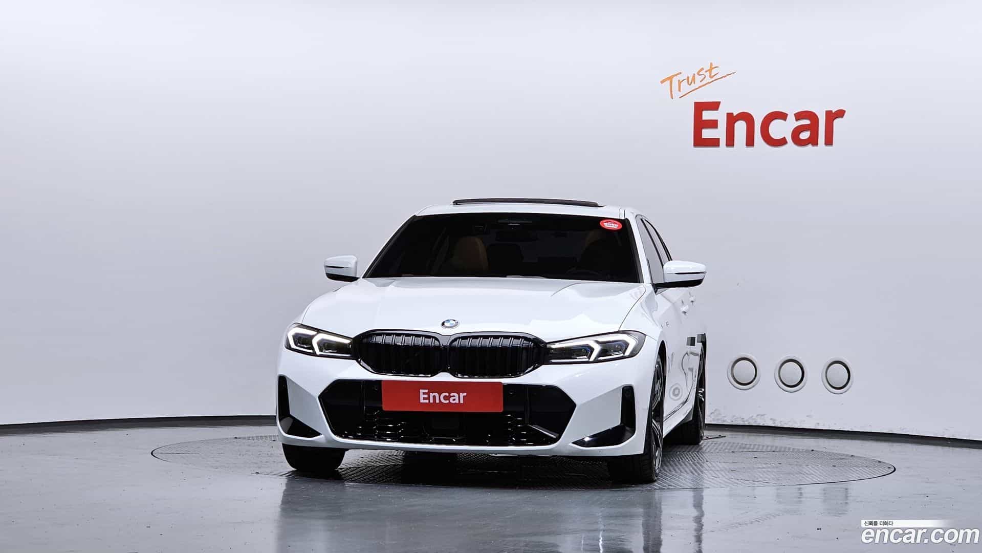 3-Series BMW 2023.3-OUTER-003