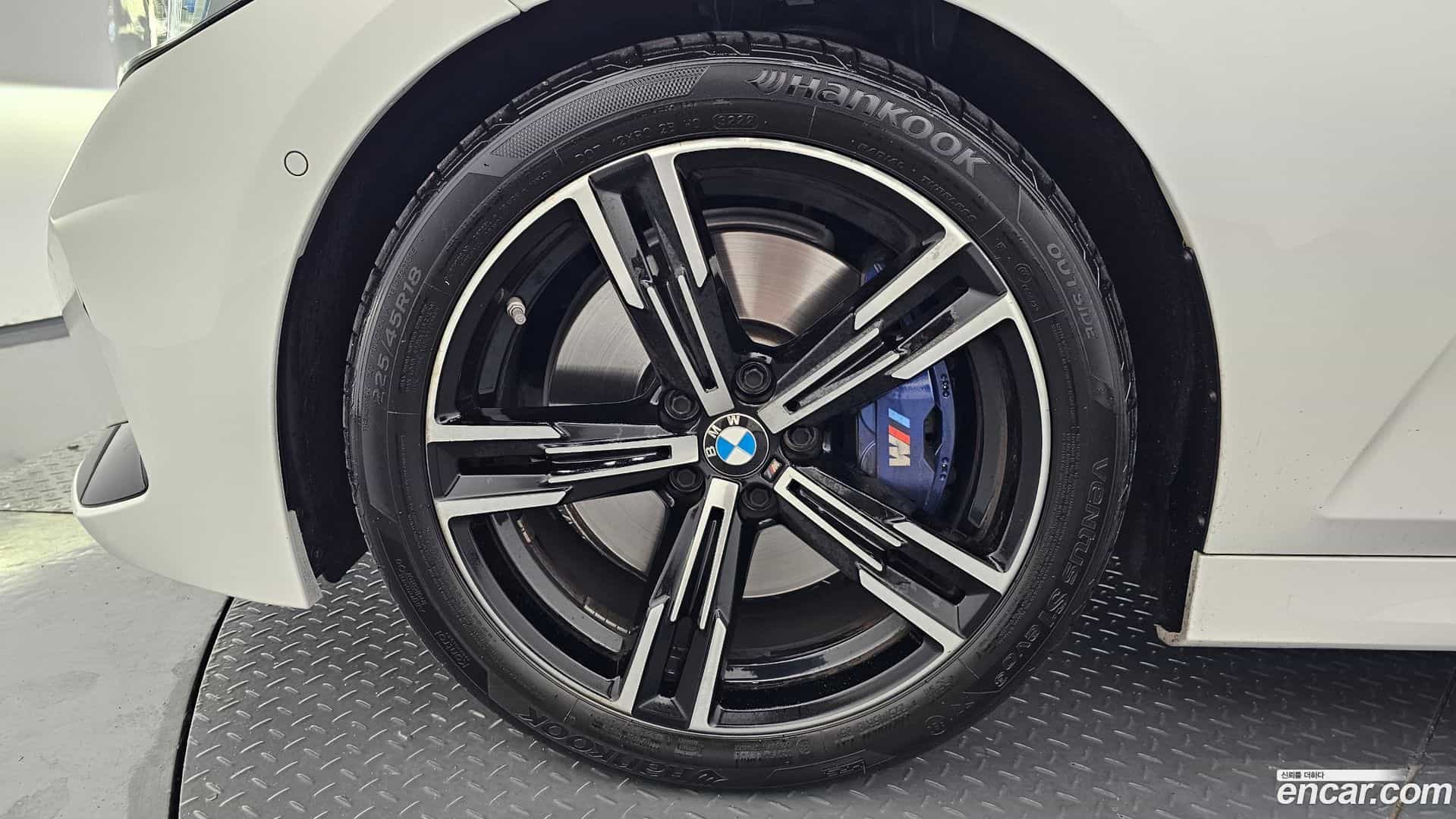 3-Series BMW 2023.3-OUTER-005
