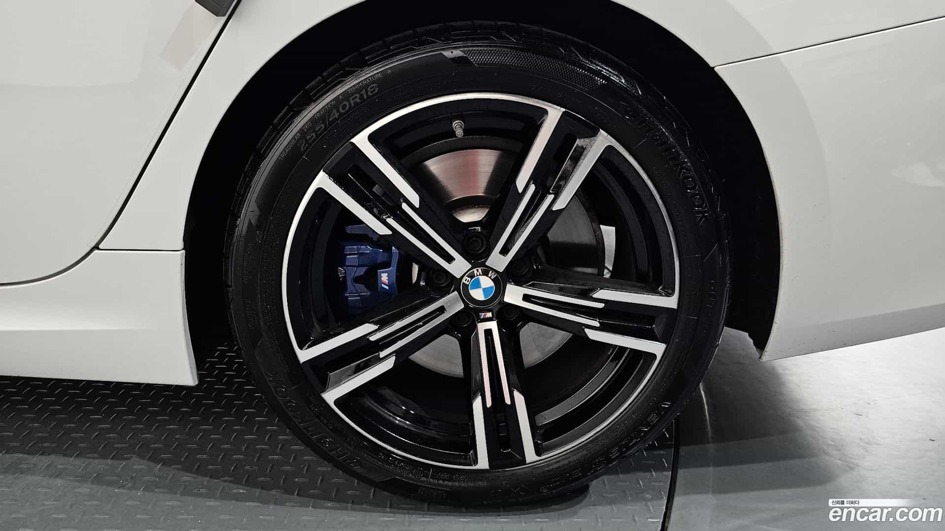 3-Series BMW 2023.3-OUTER-031