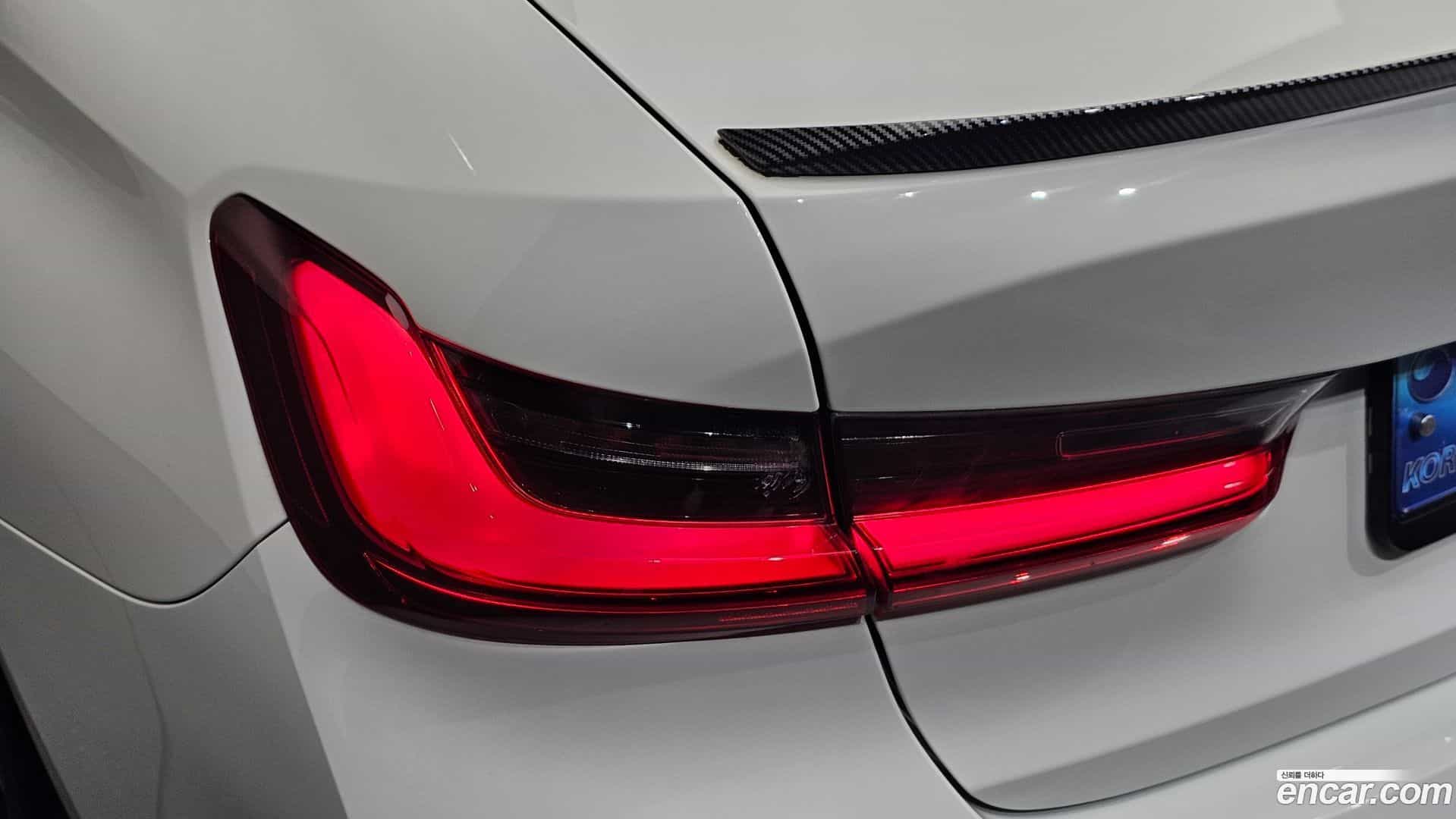 3-Series BMW 2023.3-OUTER-033