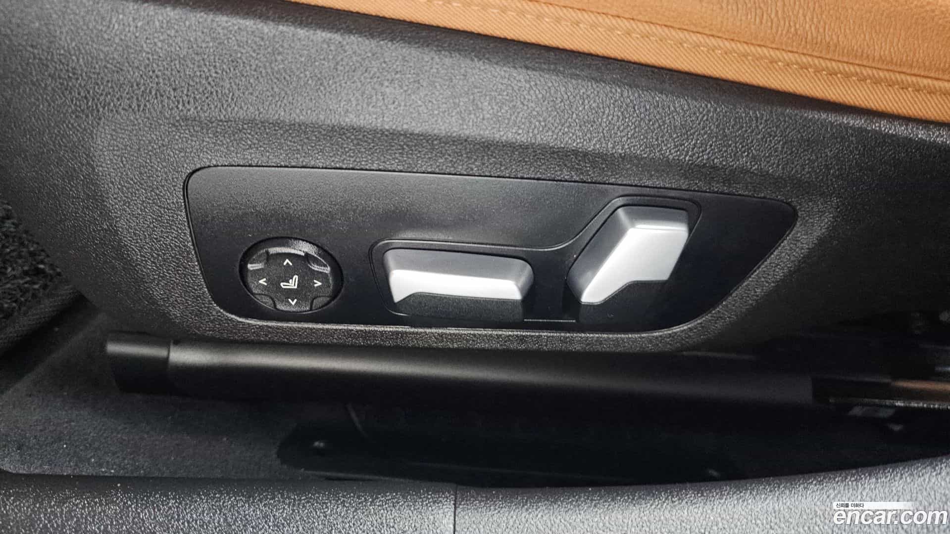 3-Series BMW 2023.3-OPTION-044